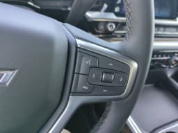 Chevrolet Silverado 2500HD LT 4WD Crew Cab 159" 2026 — side view