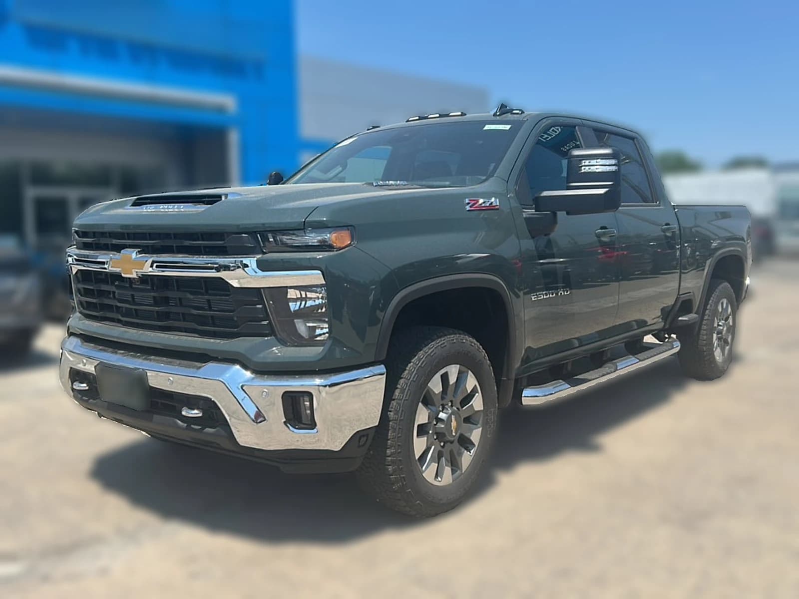 Chevrolet Silverado 2500HD LT 4WD Crew Cab 159" 2026 — side view