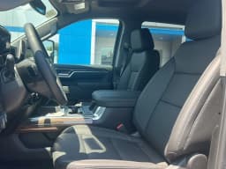 Chevrolet Silverado 2500HD LT 4WD Crew Cab 159" 2026 — side view