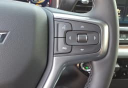 Chevrolet Silverado 2500HD LT 4WD Crew Cab 159" 2026 — side view