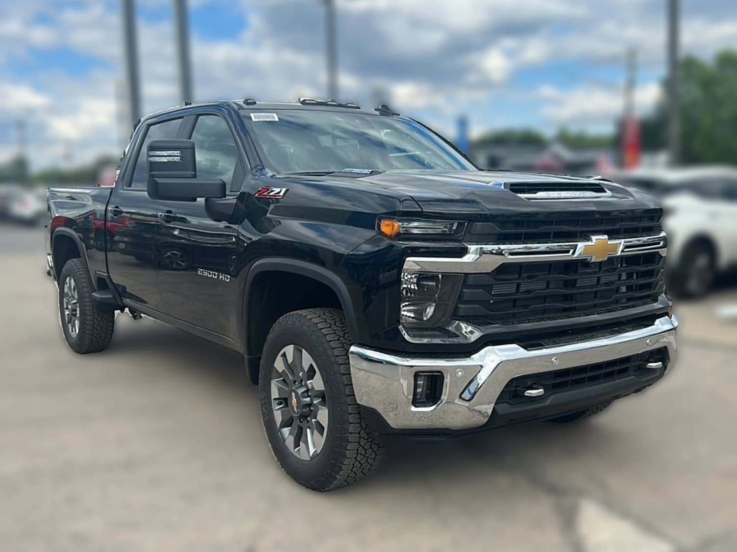 Chevrolet Silverado 2500HD LT 4WD Crew Cab 159" 2026 — side view