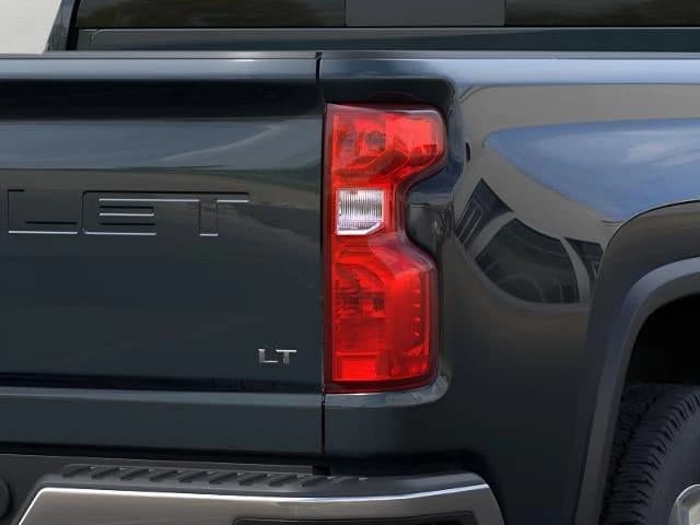 Chevrolet Silverado 2500HD LT 4WD Crew Cab 159" 2026 — side view