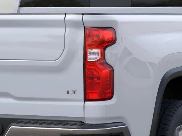 Chevrolet Silverado 2500HD LT 4WD Crew Cab 159" 2026 — side view