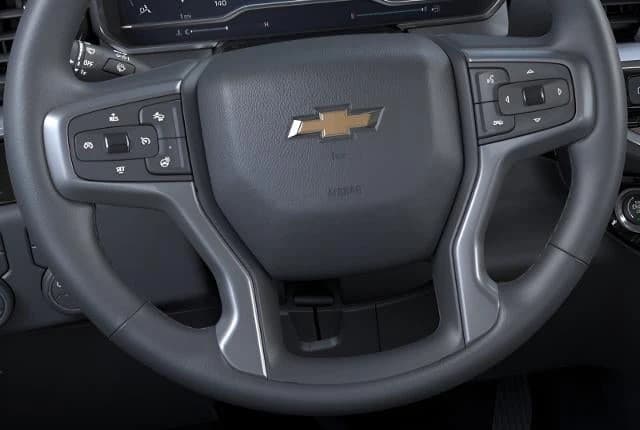 Chevrolet Silverado 2500HD LT 4WD Crew Cab 159" 2026 — side view