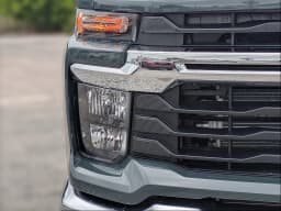 Chevrolet Silverado 2500HD LT 4WD Crew Cab 159" 2026 — side view