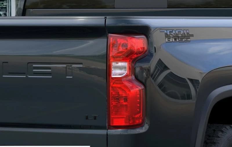 Chevrolet Silverado 2500HD LT 4WD Crew Cab 159" 2026 — side view