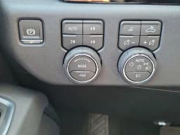 Chevrolet Silverado 2500HD LT 4WD Crew Cab 159" 2026 — side view