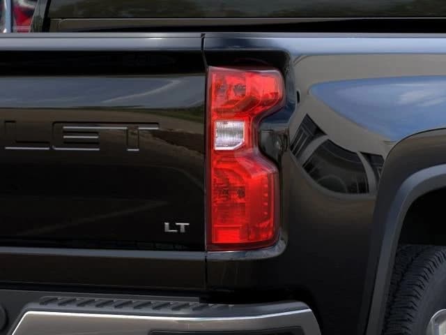 Chevrolet Silverado 2500HD LT 4WD Crew Cab 159" 2026 — side view