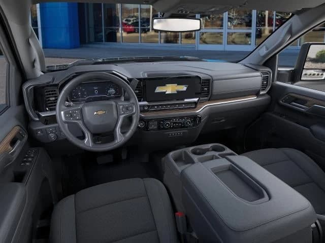 Chevrolet Silverado 2500HD LT 4WD Crew Cab 159" 2026 — side view