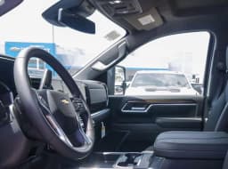 Chevrolet Silverado 2500HD LT 4WD Crew Cab 159" 2026 — side view