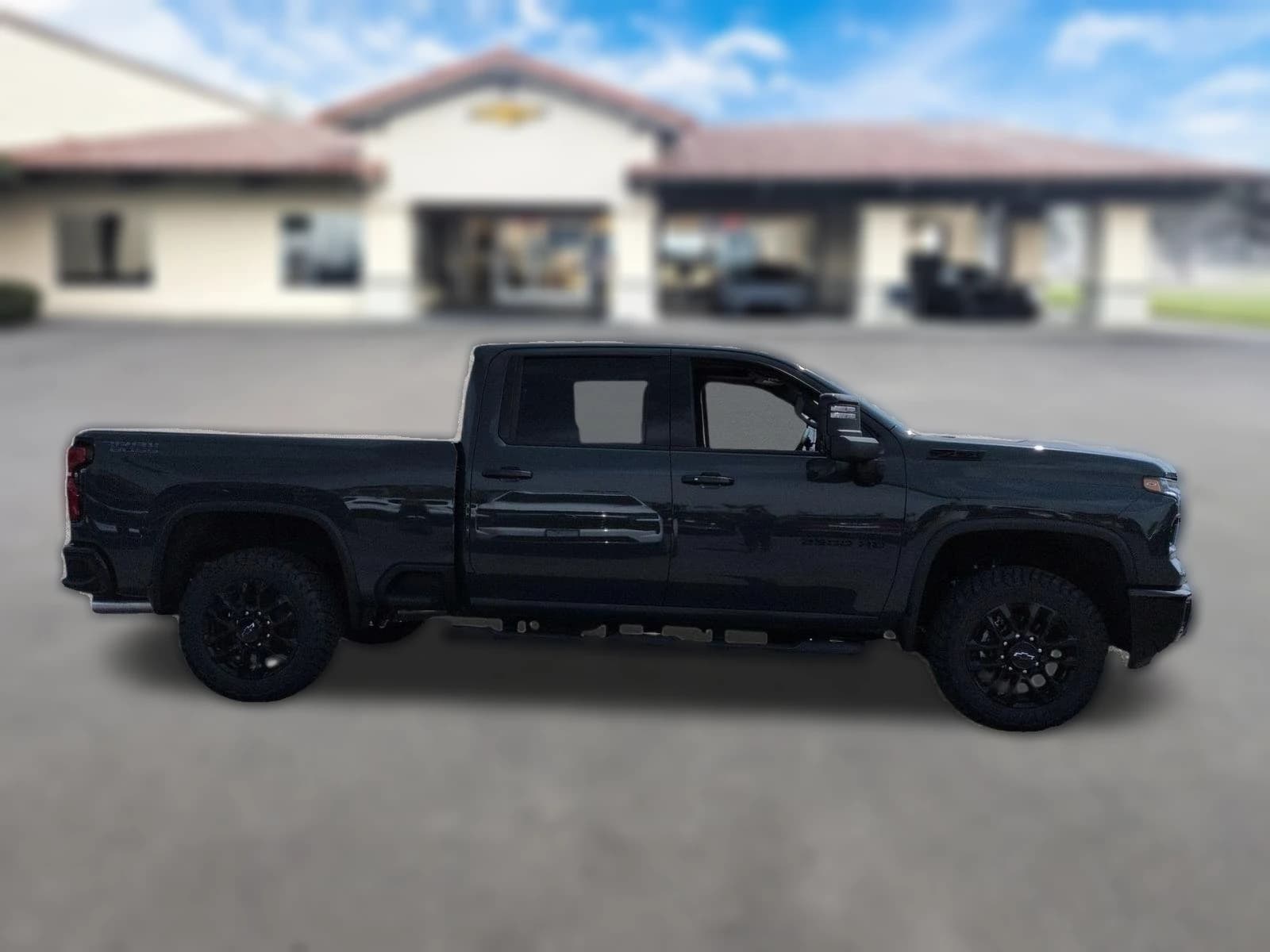 Chevrolet Silverado 2500HD LTZ 4WD Crew Cab 159" 2026 — side view