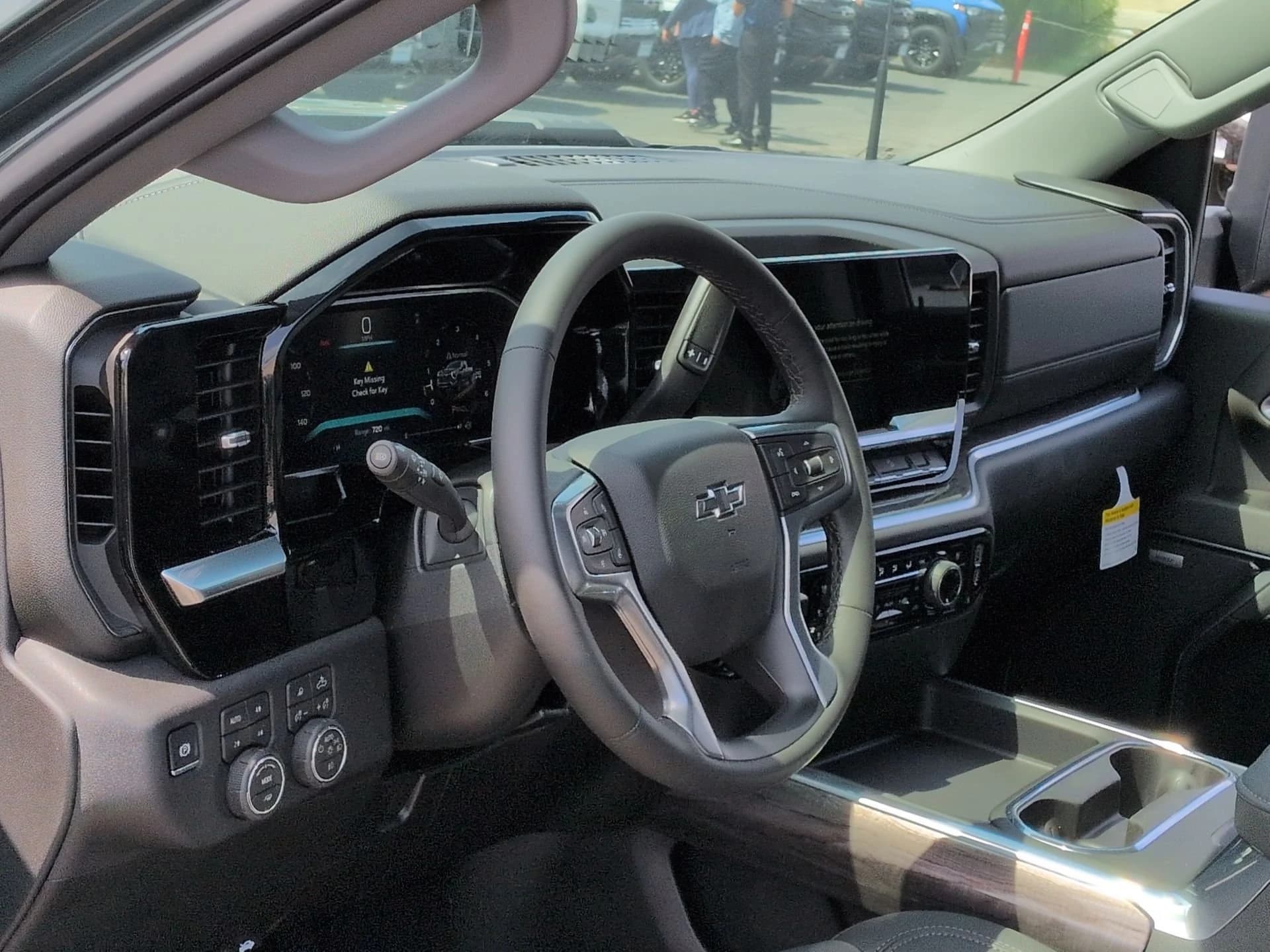 Chevrolet Silverado 2500HD LTZ 4WD Crew Cab 159" 2026 — side view