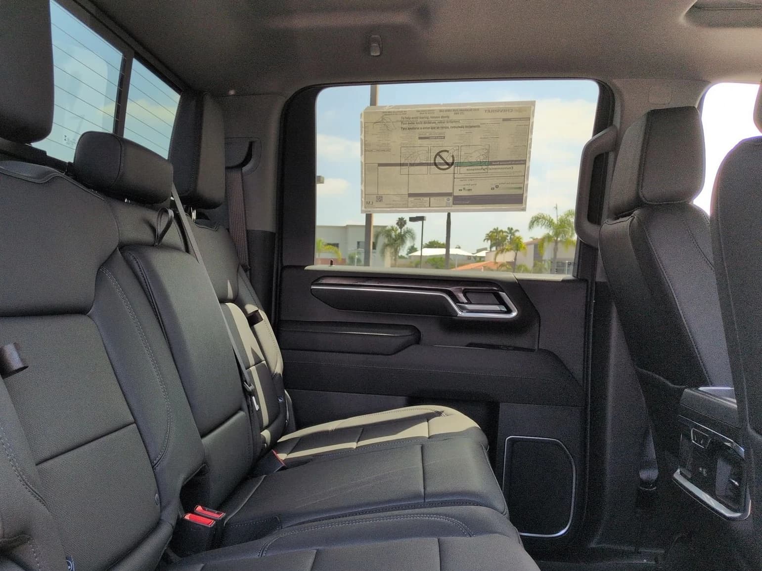 Chevrolet Silverado 2500HD LTZ 4WD Crew Cab 159" 2026 — side view