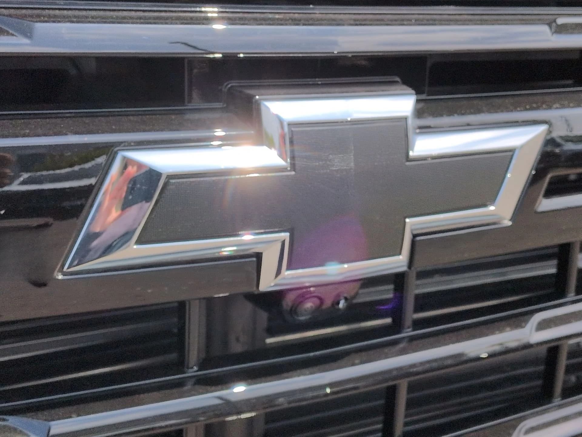 Chevrolet Silverado 2500HD LTZ 4WD Crew Cab 159" 2026 — side view