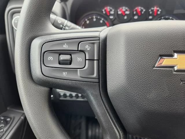 Chevrolet Silverado 3500HD Work Truck 4WD Crew Cab 159" 2026 — side view