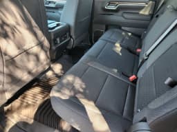 Chevrolet Silverado 3500HD LT 4WD Crew Cab 172" 2026 — side view