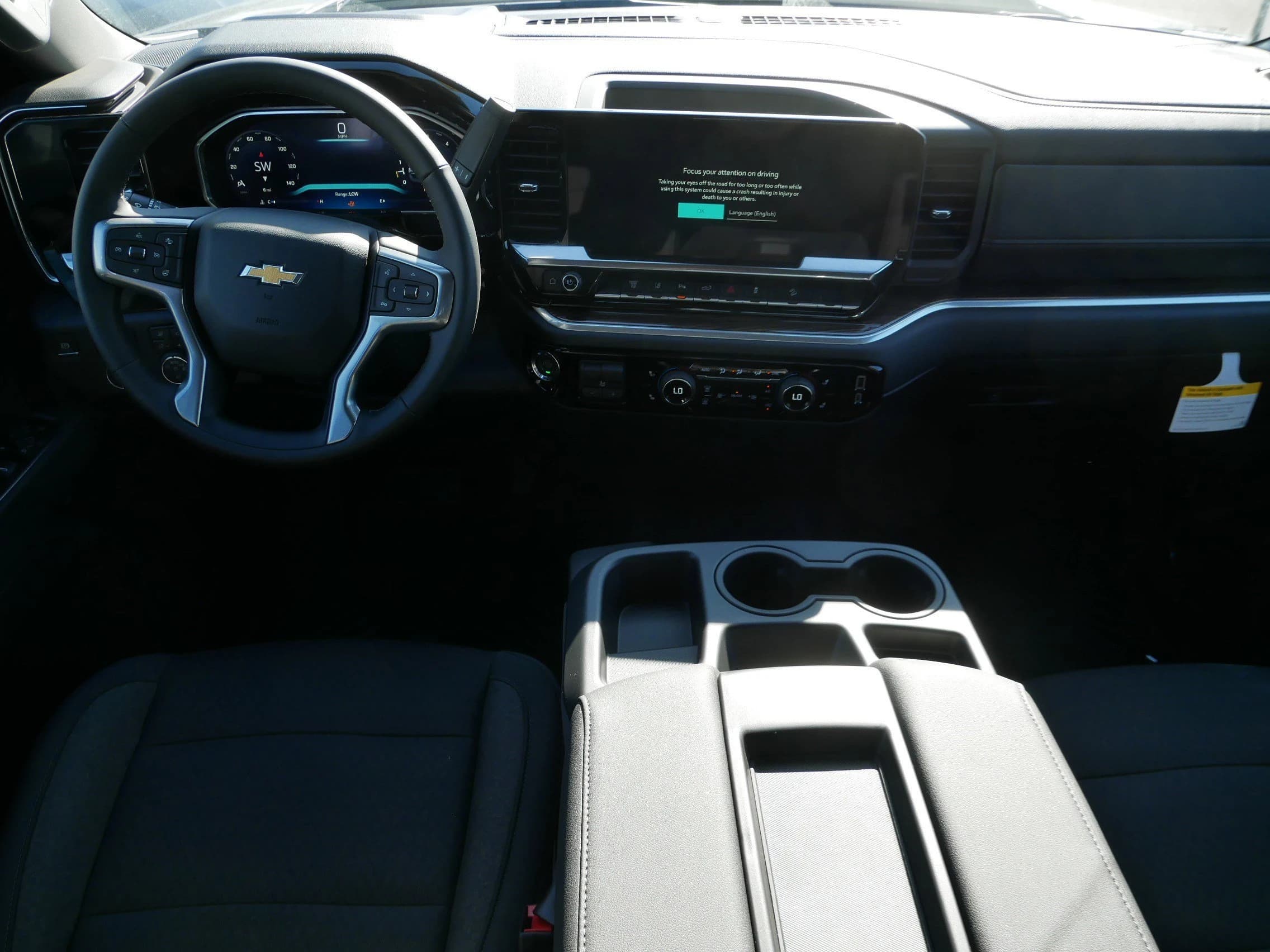 Chevrolet Silverado 3500HD LT 4WD Crew Cab 159" 2026 — side view