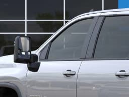 Chevrolet Silverado 3500HD LT 4WD Crew Cab 172" 2026 — side view