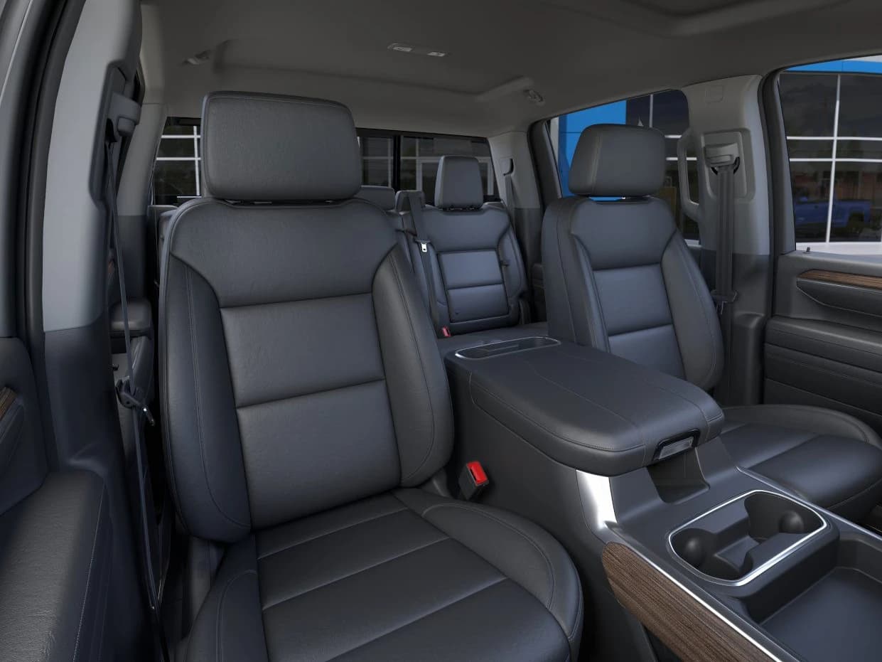 Chevrolet Silverado 3500HD LT 4WD Crew Cab 172" 2026 — side view