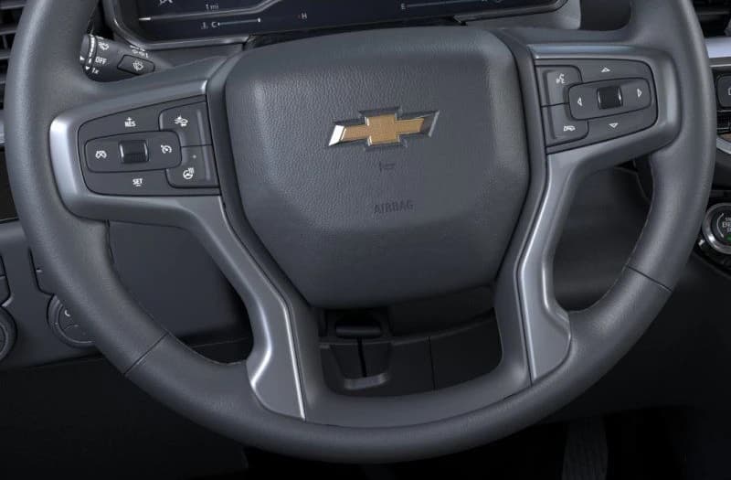 Chevrolet Silverado 3500HD LT 4WD Crew Cab 172" 2026 — side view