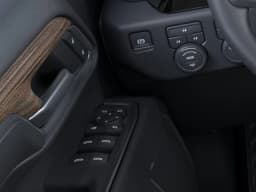 Chevrolet Silverado 3500HD LT 4WD Crew Cab 172" 2026 — side view