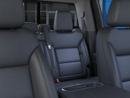 Chevrolet Silverado 3500HD LT 4WD Crew Cab 172" 2026 — side view