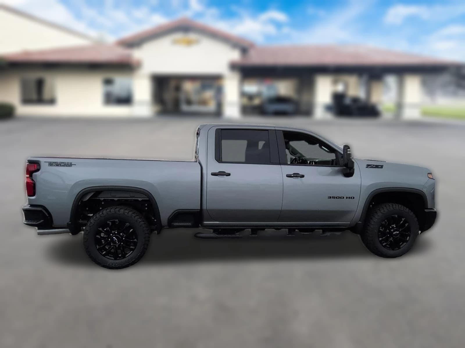 Chevrolet Silverado 3500HD LT 4WD Crew Cab 159" 2026 — side view