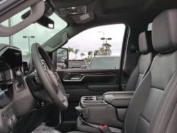 Chevrolet Silverado 3500HD LT 4WD Crew Cab 159" 2026 — side view