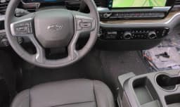 Chevrolet Silverado 3500HD LT 4WD Crew Cab 159" 2026 — side view