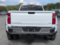Chevrolet Silverado 3500HD LTZ 4WD Crew Cab 172" 2026 — side view