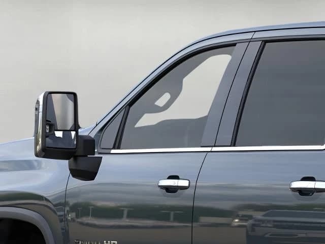 Chevrolet Silverado 3500HD LTZ 4WD Crew Cab 172" 2026 — side view