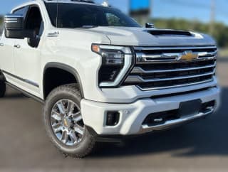 Chevrolet Silverado 3500HD High Country 4WD Crew Cab 159"