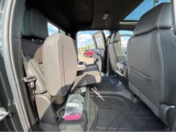 Chevrolet Silverado 3500HD High Country 4WD Crew Cab 172" 2026 — side view