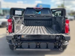 Chevrolet Silverado 3500HD High Country 4WD Crew Cab 172" 2026 — side view