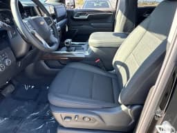 Chevrolet Silverado 1500 LT 2WD Crew Cab 147" 2026 — side view