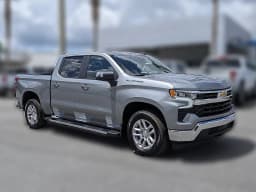 Chevrolet Silverado 1500 LT 2WD Crew Cab 147" 2026 — side view