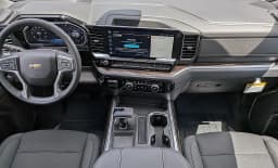Chevrolet Silverado 1500 LT 2WD Crew Cab 147" 2026 — side view