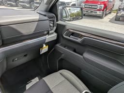Chevrolet Silverado 1500 LT 2WD Crew Cab 147" 2026 — side view