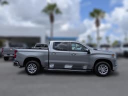 Chevrolet Silverado 1500 LT 2WD Crew Cab 147" 2026 — side view