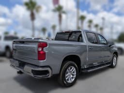 Chevrolet Silverado 1500 LT 2WD Crew Cab 147" 2026 — side view