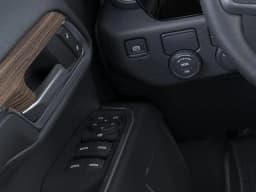 Chevrolet Silverado 1500 LT 2WD Crew Cab 147" 2026 — side view