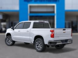 Chevrolet Silverado 1500 LT 2WD Crew Cab 147" 2026 — side view