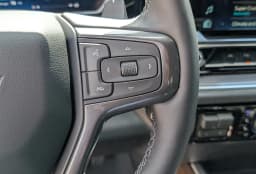 Chevrolet Silverado 1500 High Country 2WD Crew Cab 147" 2026 — side view