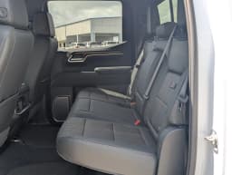 Chevrolet Silverado 1500 High Country 2WD Crew Cab 147" 2026 — side view