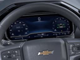 Chevrolet Silverado 1500 LT 4WD Crew Cab 147" 2026 — side view