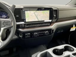 Chevrolet Silverado 1500 LT 4WD Crew Cab 147" 2026 — side view