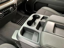 Chevrolet Silverado 1500 LT 4WD Crew Cab 147" 2026 — side view