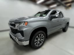 Chevrolet Silverado 1500 LT 4WD Crew Cab 147" 2026 — side view