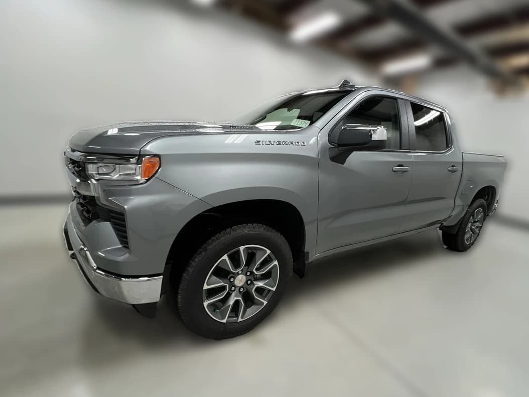 Chevrolet Silverado 1500 LT 4WD Crew Cab 147" 2026 — side view