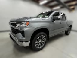 Chevrolet Silverado 1500 LT 4WD Crew Cab 147" 2026 — side view